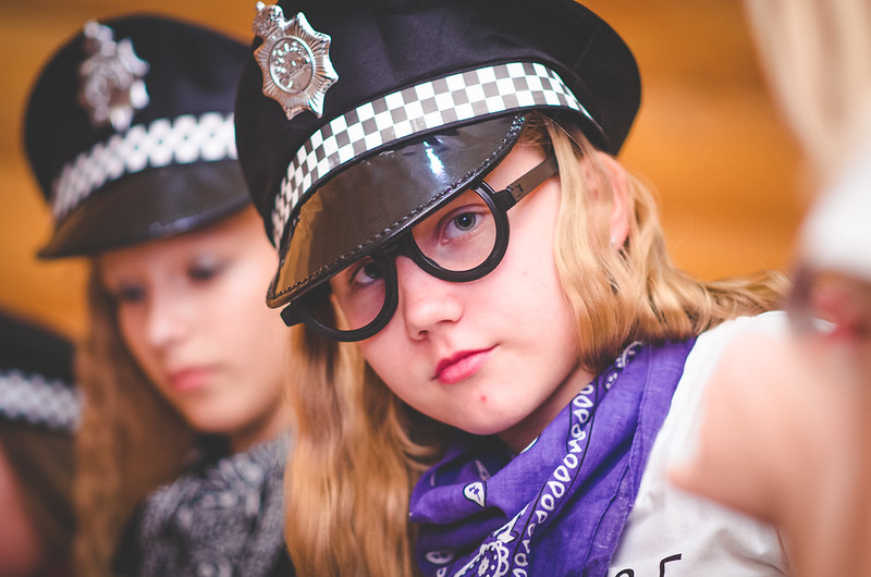 Как отметить 8 Марта в школе: веселый праздничный концерт в Tolyatti