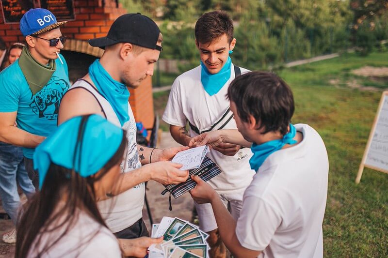 Как отметить майские праздники на природе в Тольятти — идеи отдыха, квесты и сценарии